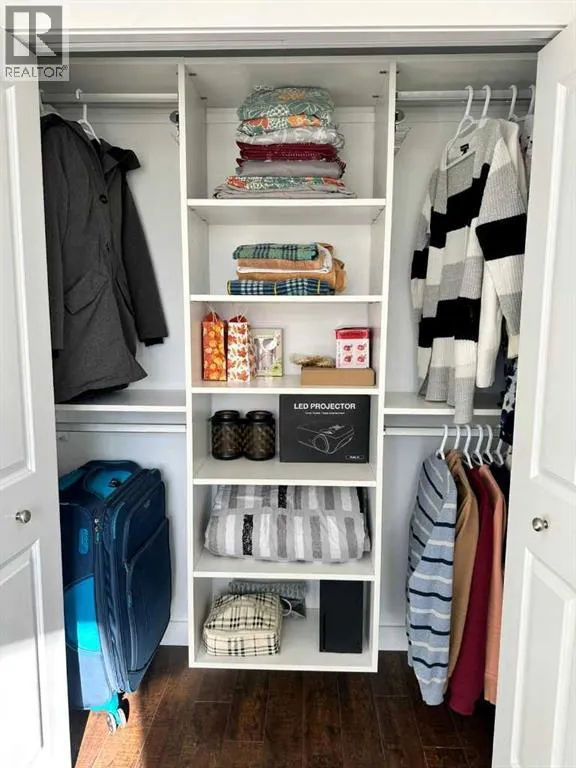 205, 607 17 Avenue NW