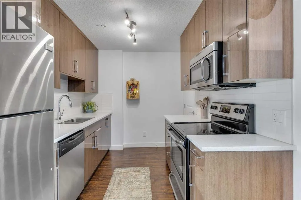 205, 607 17 Avenue NW