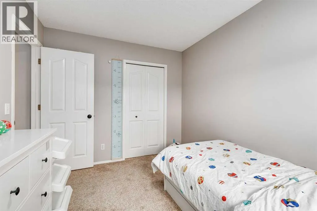 29 Douglas Woods Gardens SE