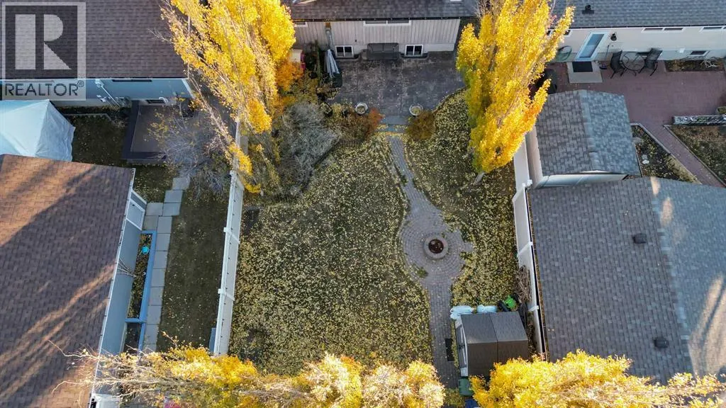 875 Midridge Drive SE