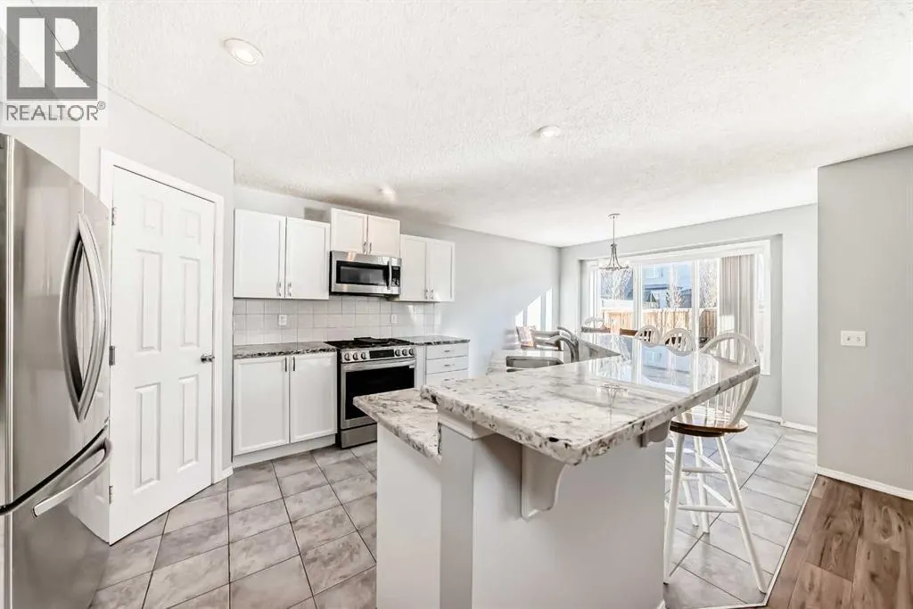 344 Copperfield Boulevard SE