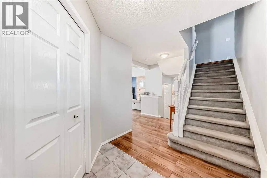 344 Copperfield Boulevard SE