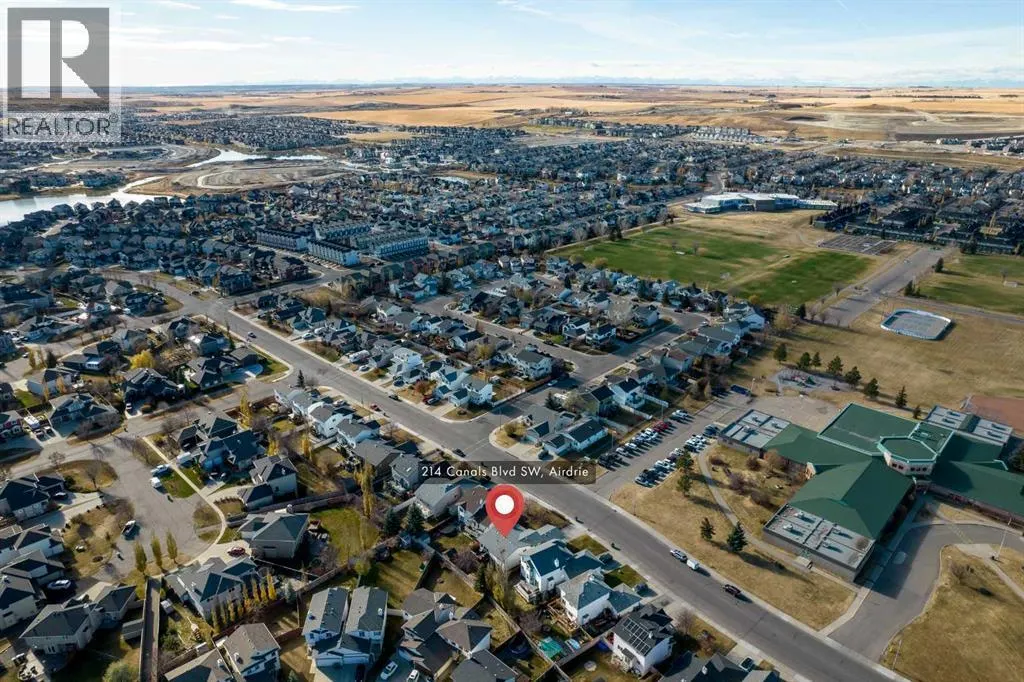 214 Canals Boulevard SW