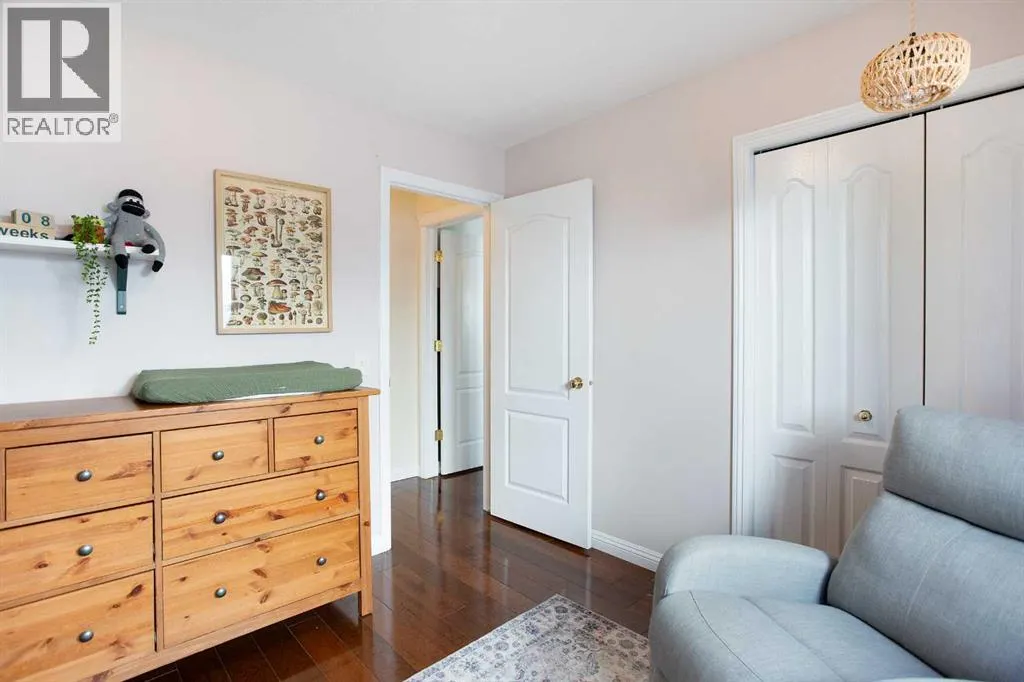 214 Canals Boulevard SW