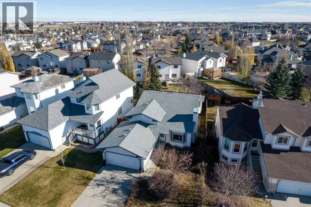 214 Canals Boulevard SW