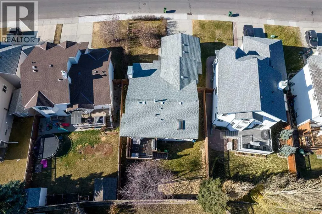 214 Canals Boulevard SW