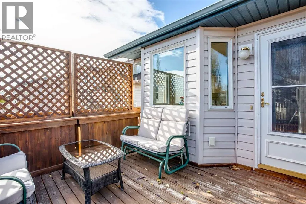 214 Canals Boulevard SW