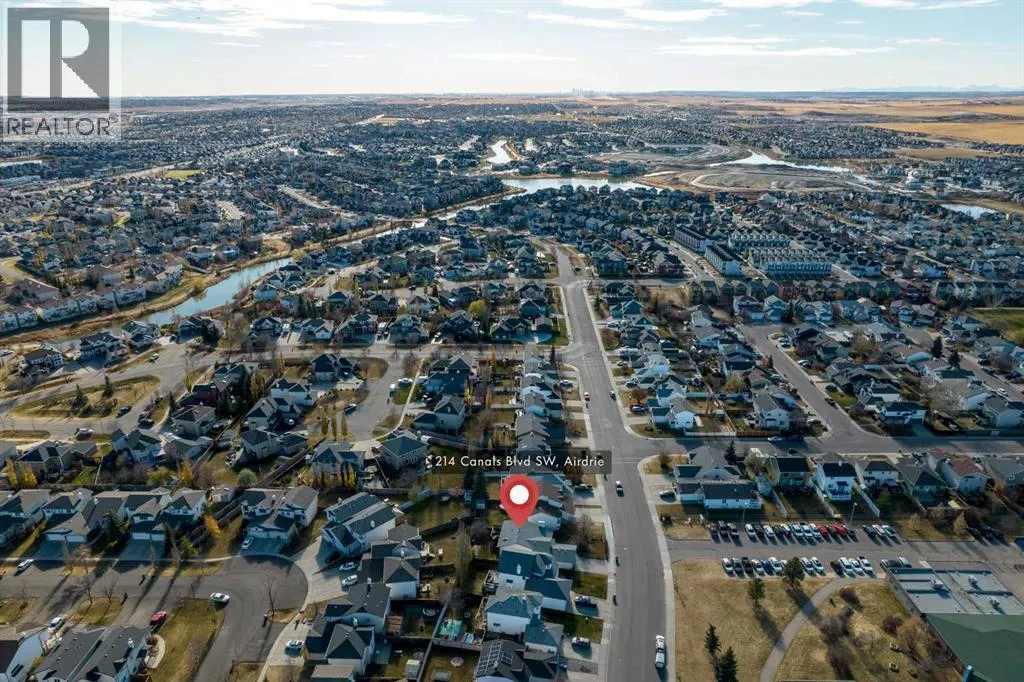 214 Canals Boulevard SW