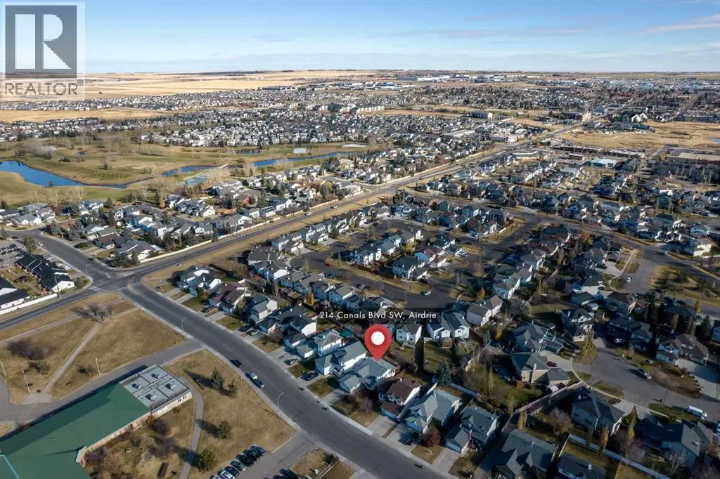 214 Canals Boulevard SW