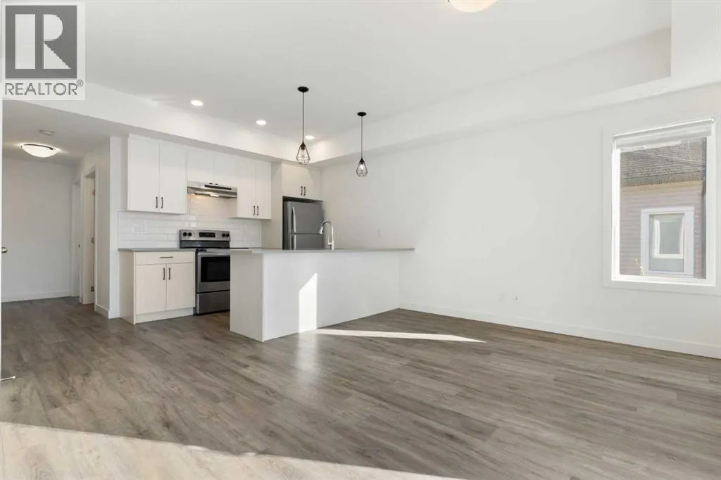 605, 24 Rivercrest Drive