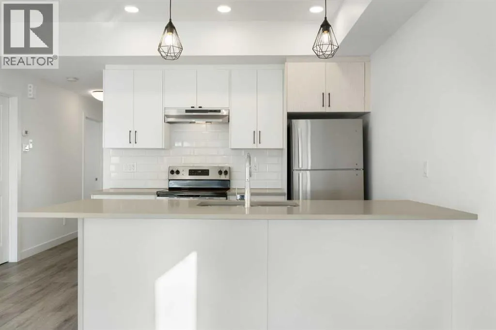 605, 24 Rivercrest Drive