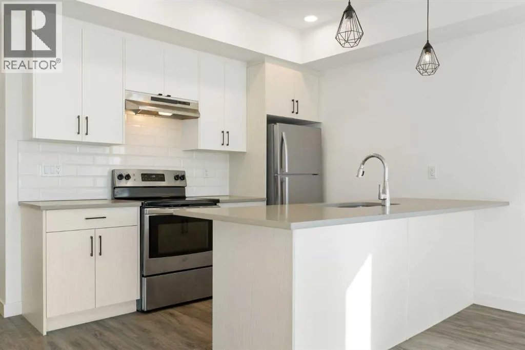 605, 24 Rivercrest Drive