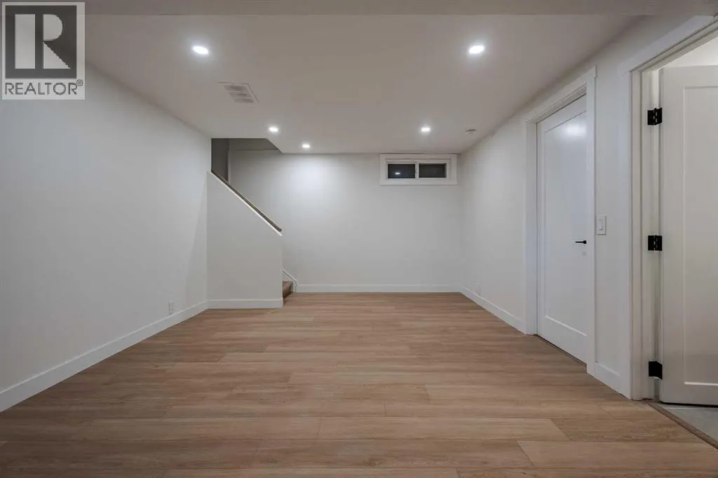 1024 Hunterston Place NW