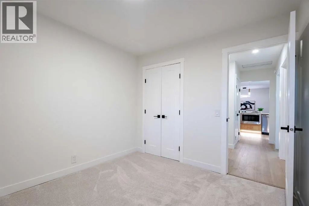 1024 Hunterston Place NW