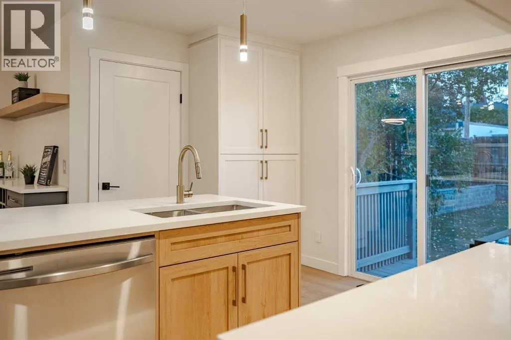 1024 Hunterston Place NW