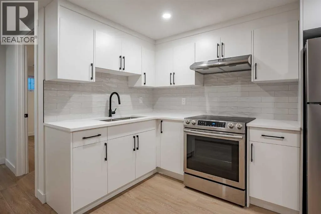 1024 Hunterston Place NW