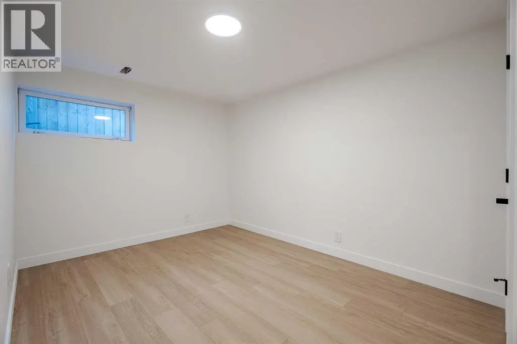 1024 Hunterston Place NW