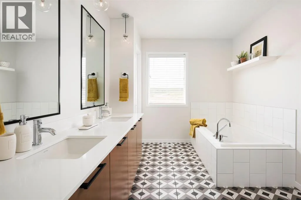 57 Creekside Avenue SW