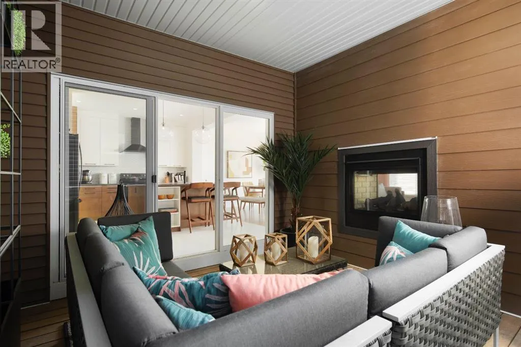 57 Creekside Avenue SW