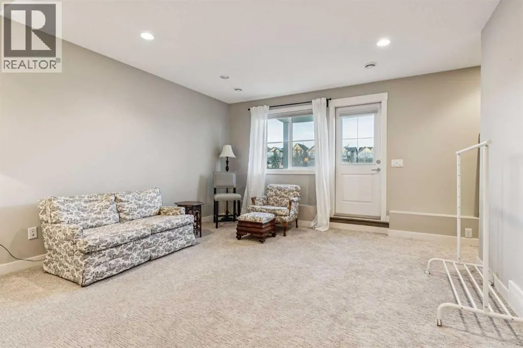 1101, 355 Nolancrest Heights NW