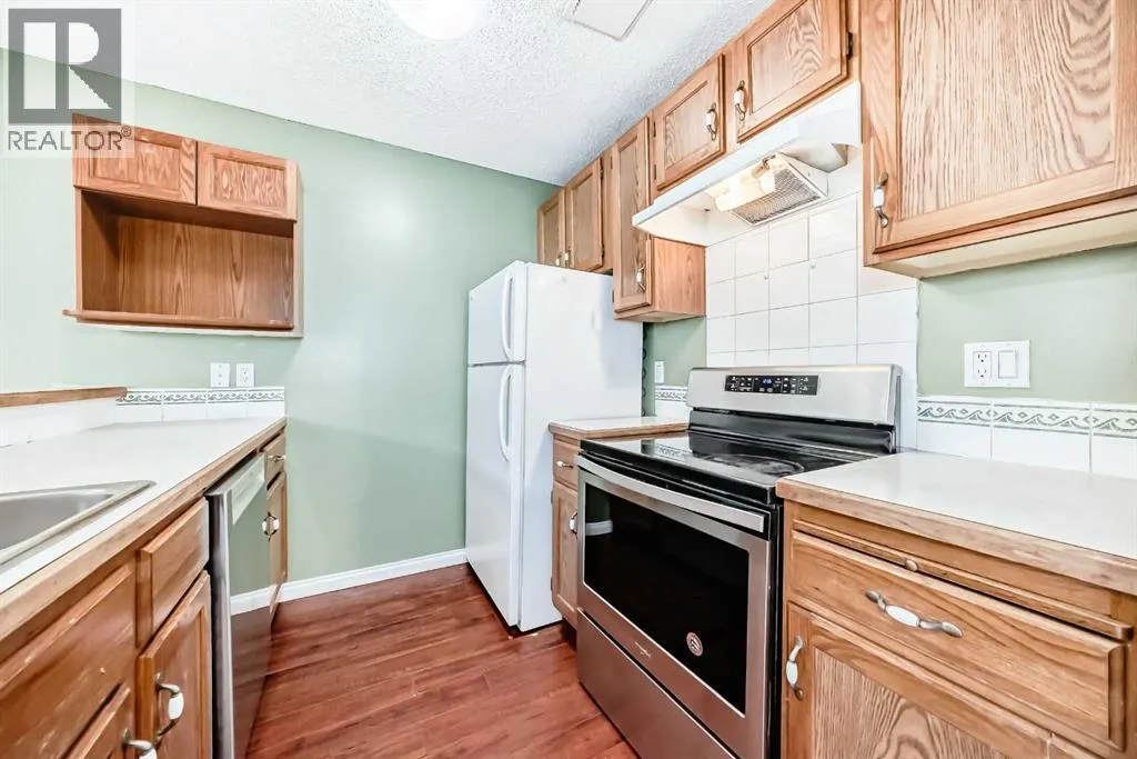 1, 208 Grier Terrace NE