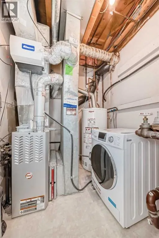 1, 208 Grier Terrace NE