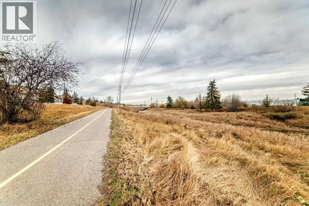 1, 208 Grier Terrace NE