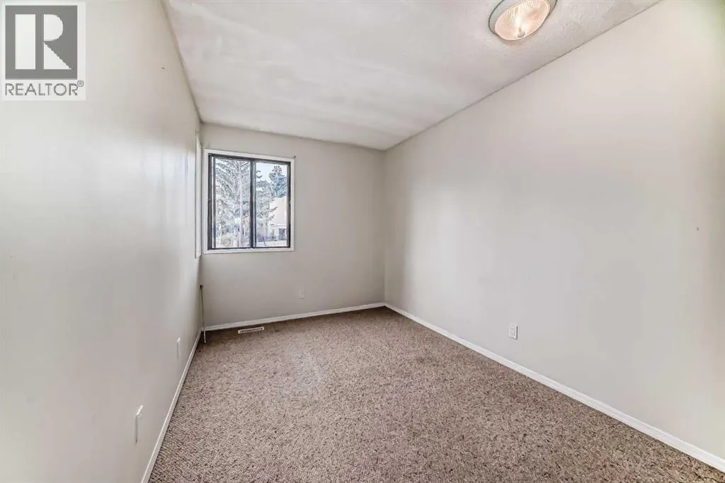 1, 208 Grier Terrace NE