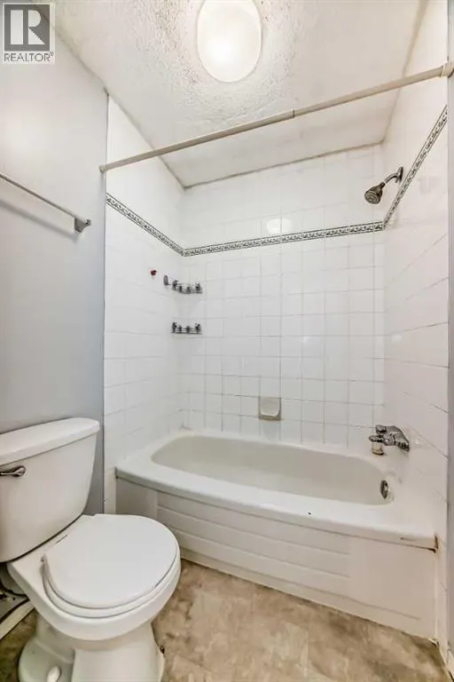 1, 208 Grier Terrace NE