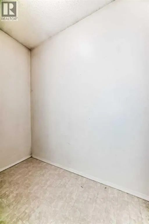 1, 208 Grier Terrace NE