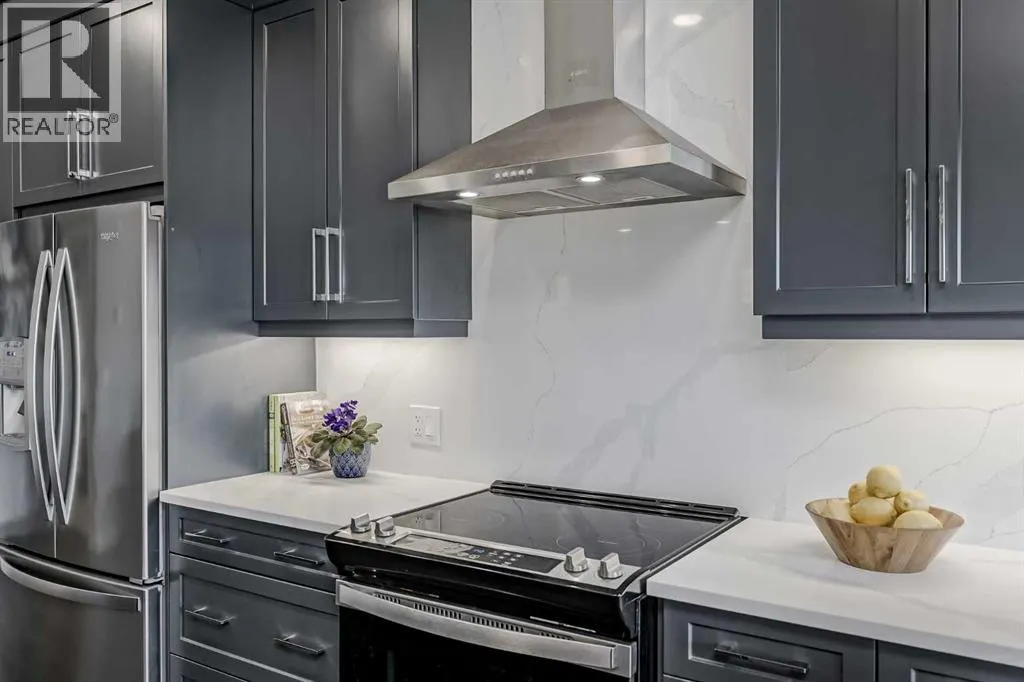 2208, 80 Greenbriar Place NW