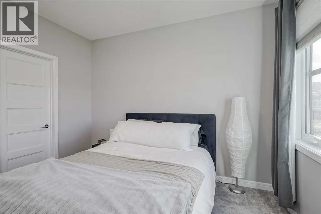 2208, 80 Greenbriar Place NW