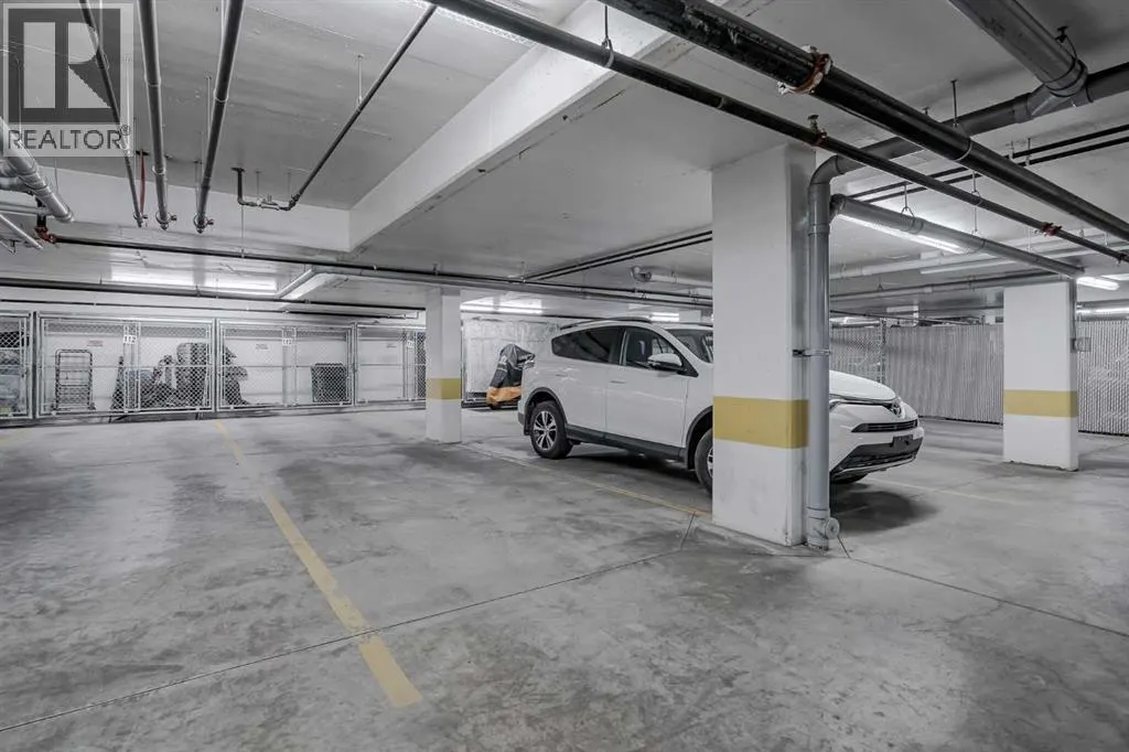 2208, 80 Greenbriar Place NW