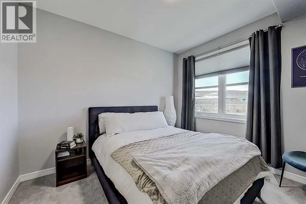 2208, 80 Greenbriar Place NW