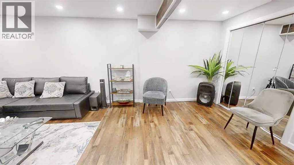 103 Prestwick Villas SE