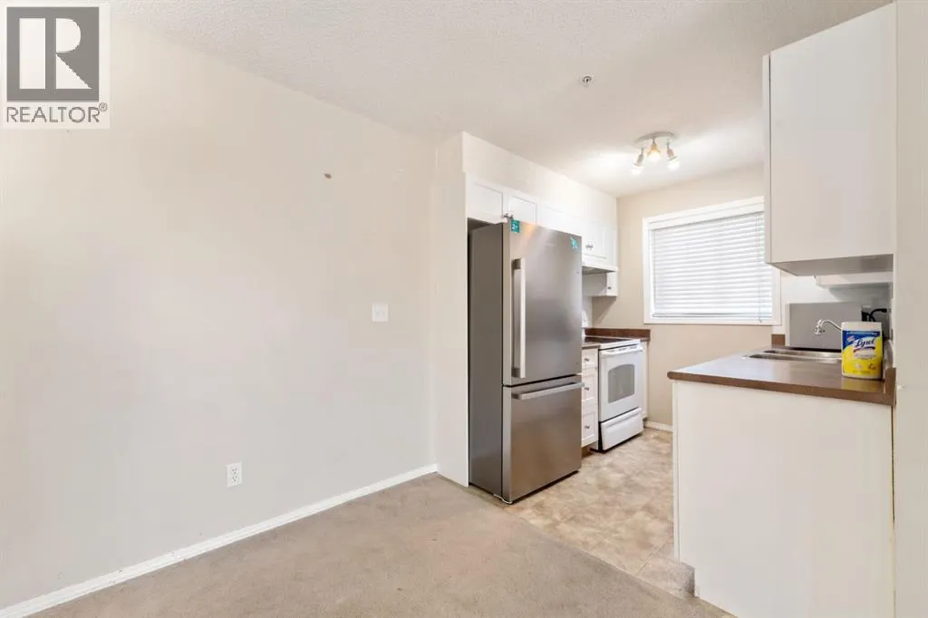 1102, 2395 Eversyde Avenue SW