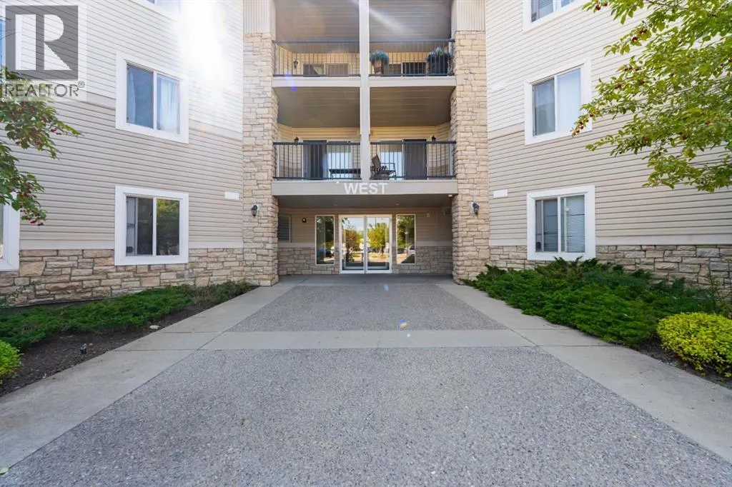 1102, 2395 Eversyde Avenue SW