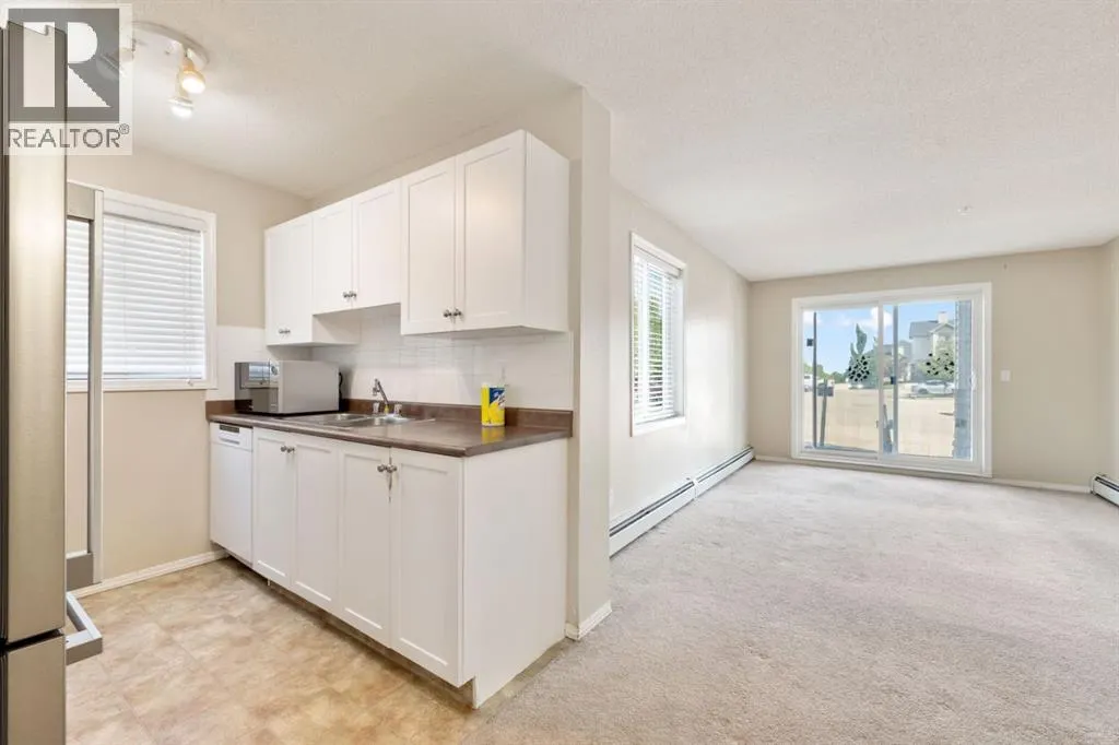 1102, 2395 Eversyde Avenue SW