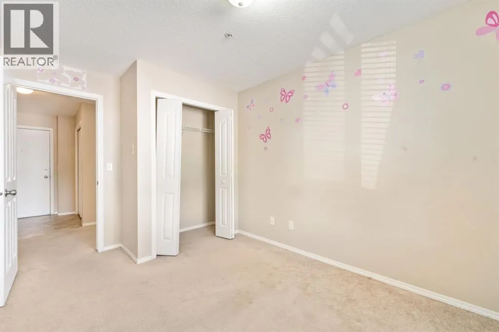 1102, 2395 Eversyde Avenue SW