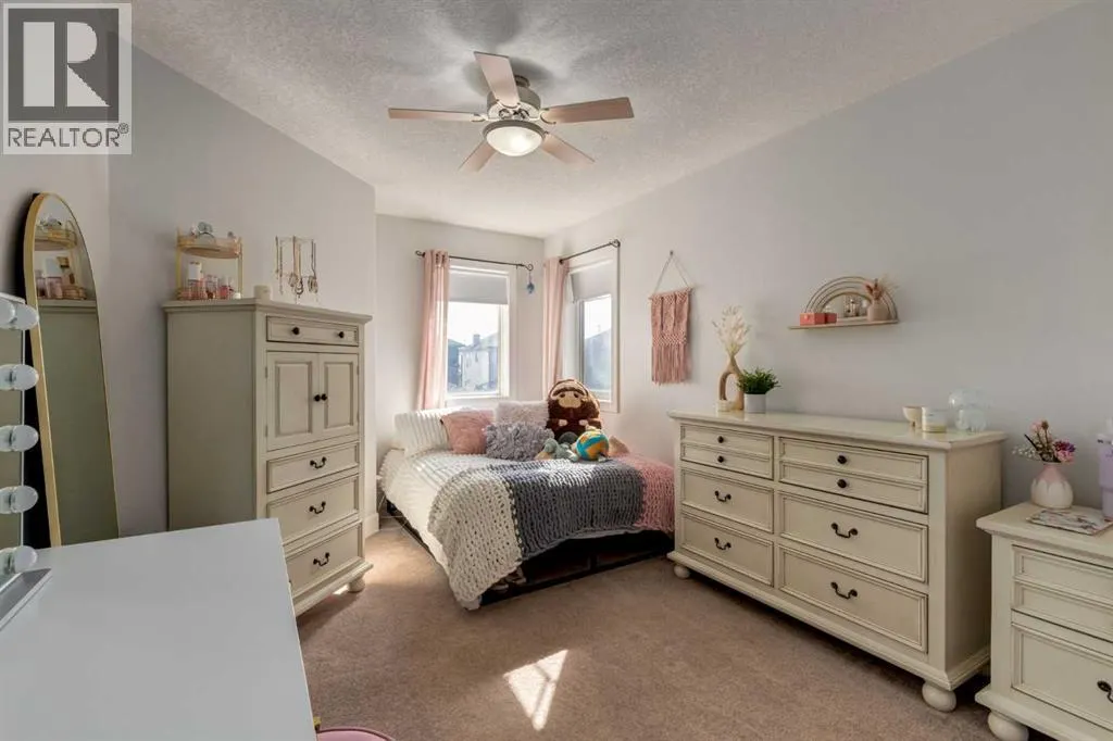 32 Evanscove Heights NW