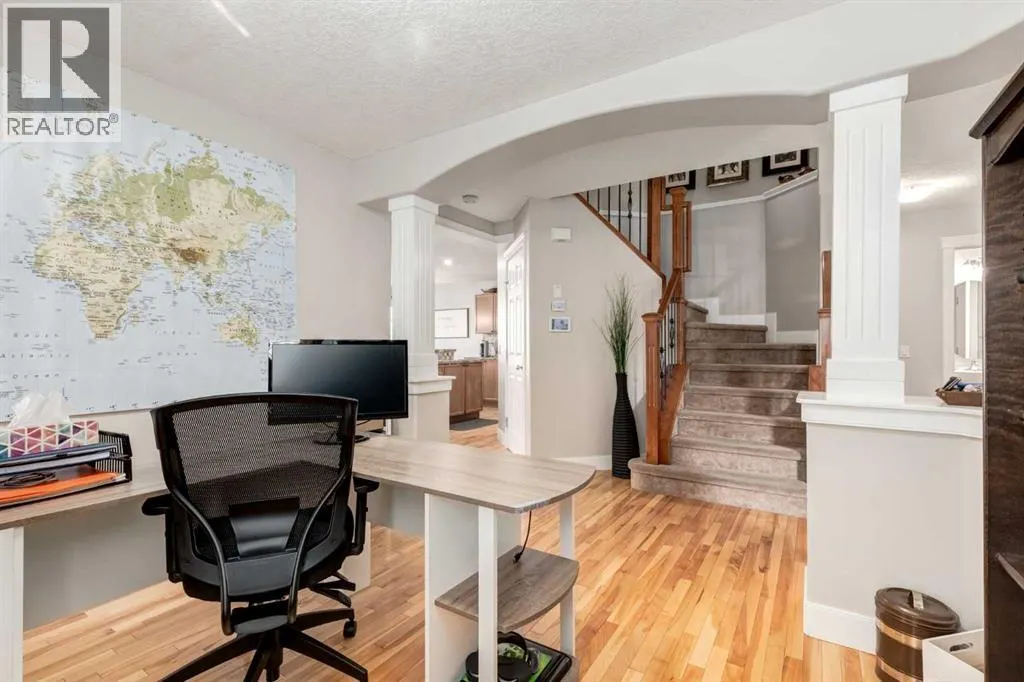 32 Evanscove Heights NW