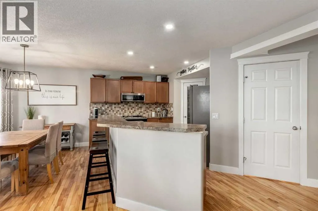 32 Evanscove Heights NW