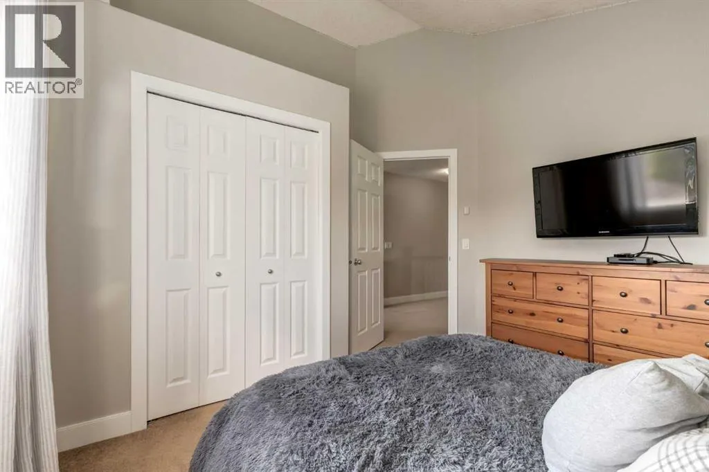 32 Evanscove Heights NW