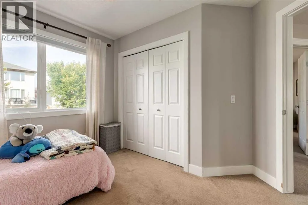 32 Evanscove Heights NW