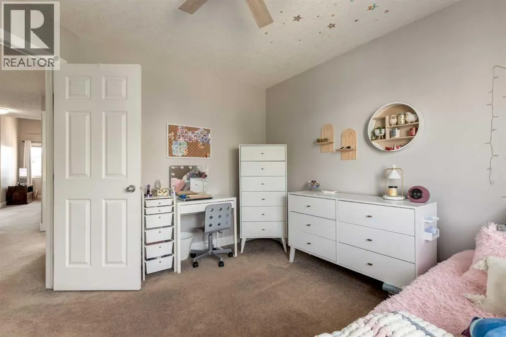 32 Evanscove Heights NW