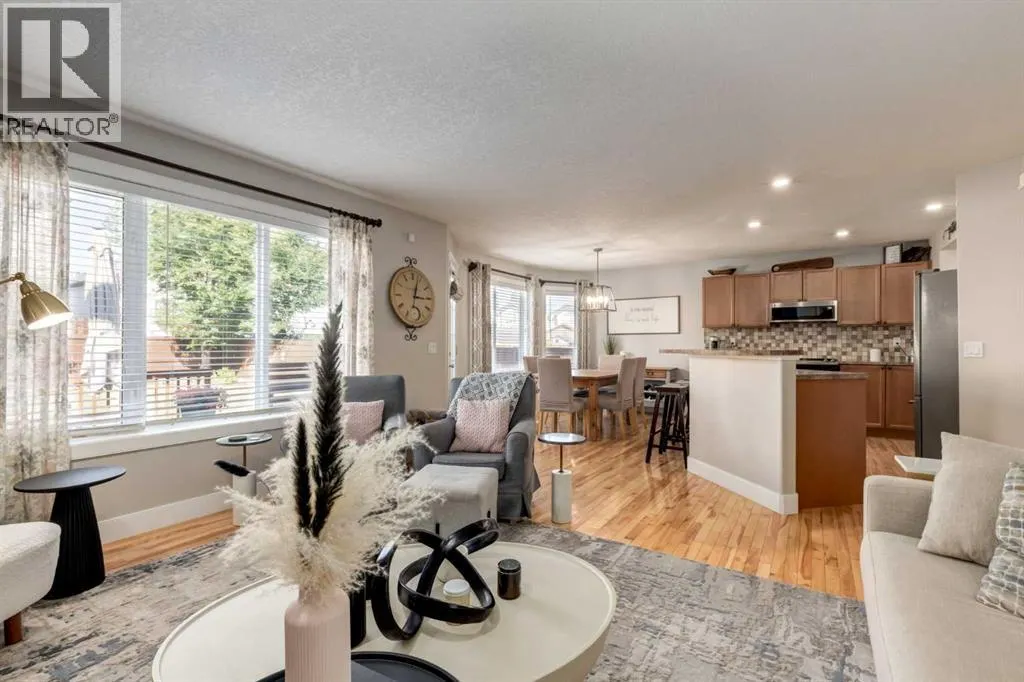 32 Evanscove Heights NW