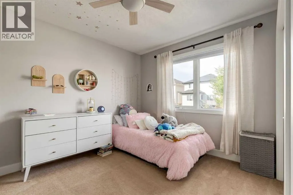 32 Evanscove Heights NW