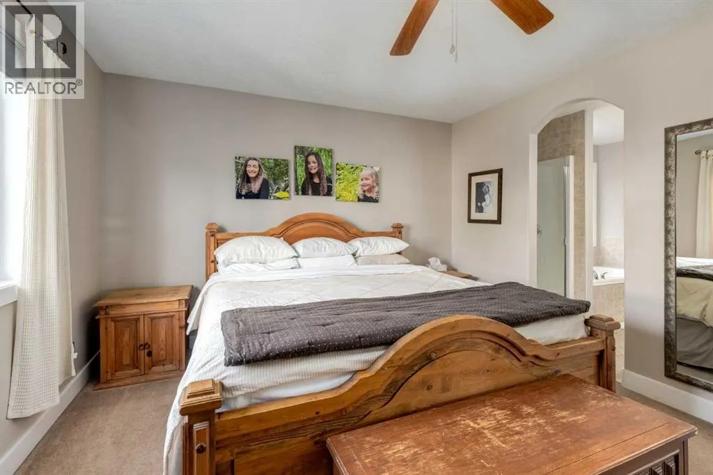 32 Evanscove Heights NW