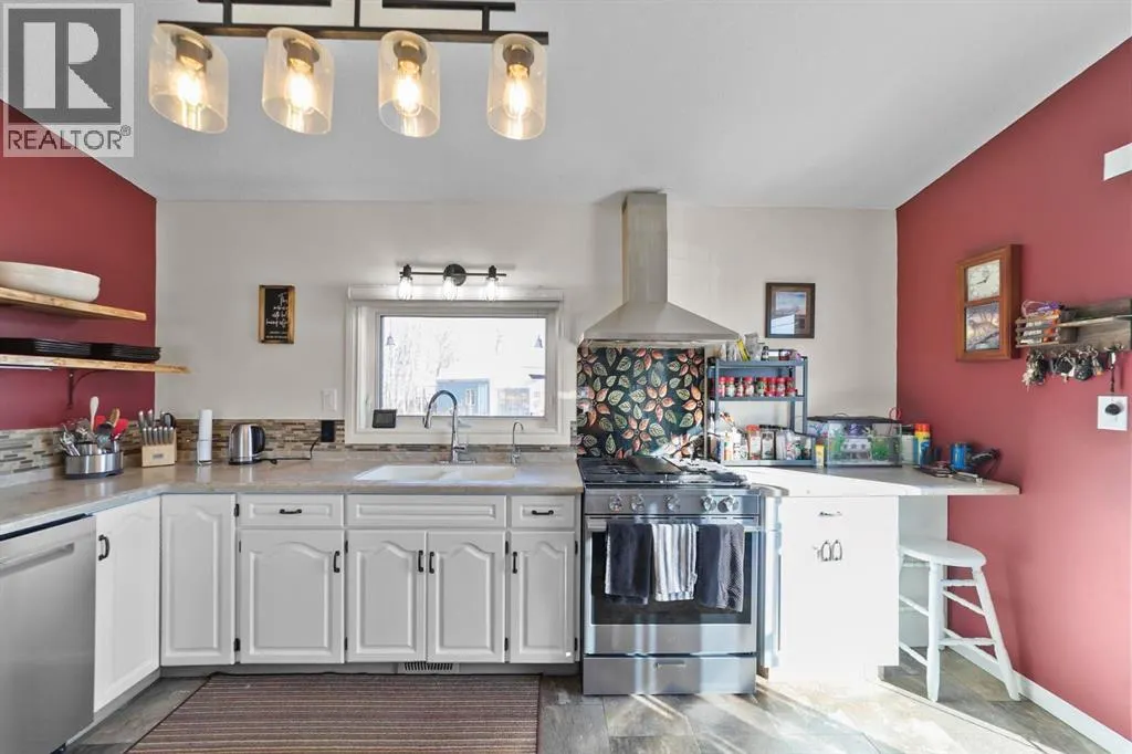 46037 Range Road 183