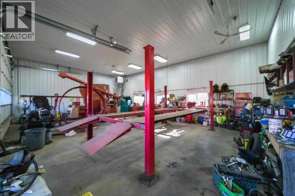 46037 Range Road 183